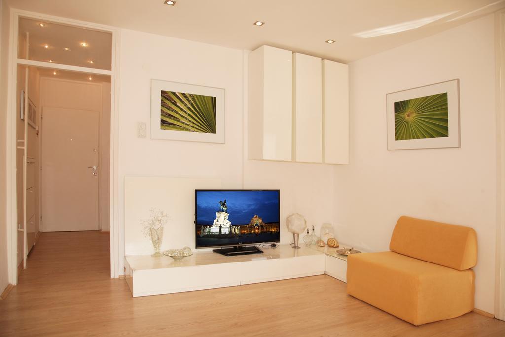 Apartment Spacious Liman Novi Sad Buitenkant foto