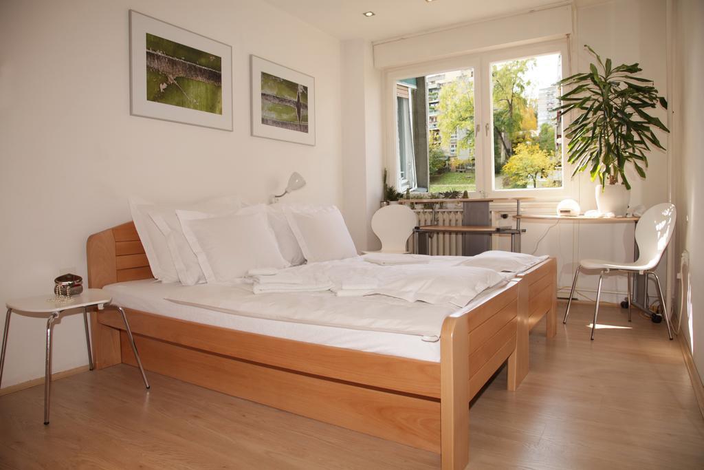 Apartment Spacious Liman Novi Sad Buitenkant foto